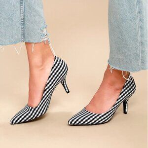 Qupid Women's Pointed Toe Gingham Pumps - 7